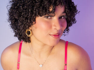 AuroraDubois's European live cam models Profile Image