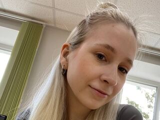 BrittleDorget's Cam sex fingering Profile Image