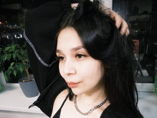 MiraHills's Naked Profile Image