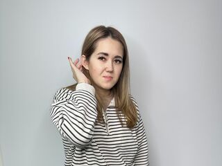 RowenaBulkley's Online Profile Image