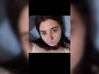 SashaMaroon's Live cam in Canada Profile Image