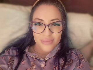 YaraAlomari's BongaCams live streaming Profile Image